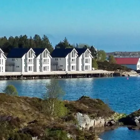 Sleeps 8 Wifi Karvåg